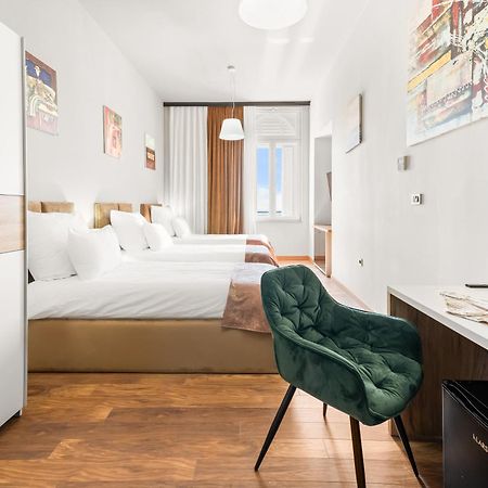 Hotel Dua Residence Пореч Экстерьер фото