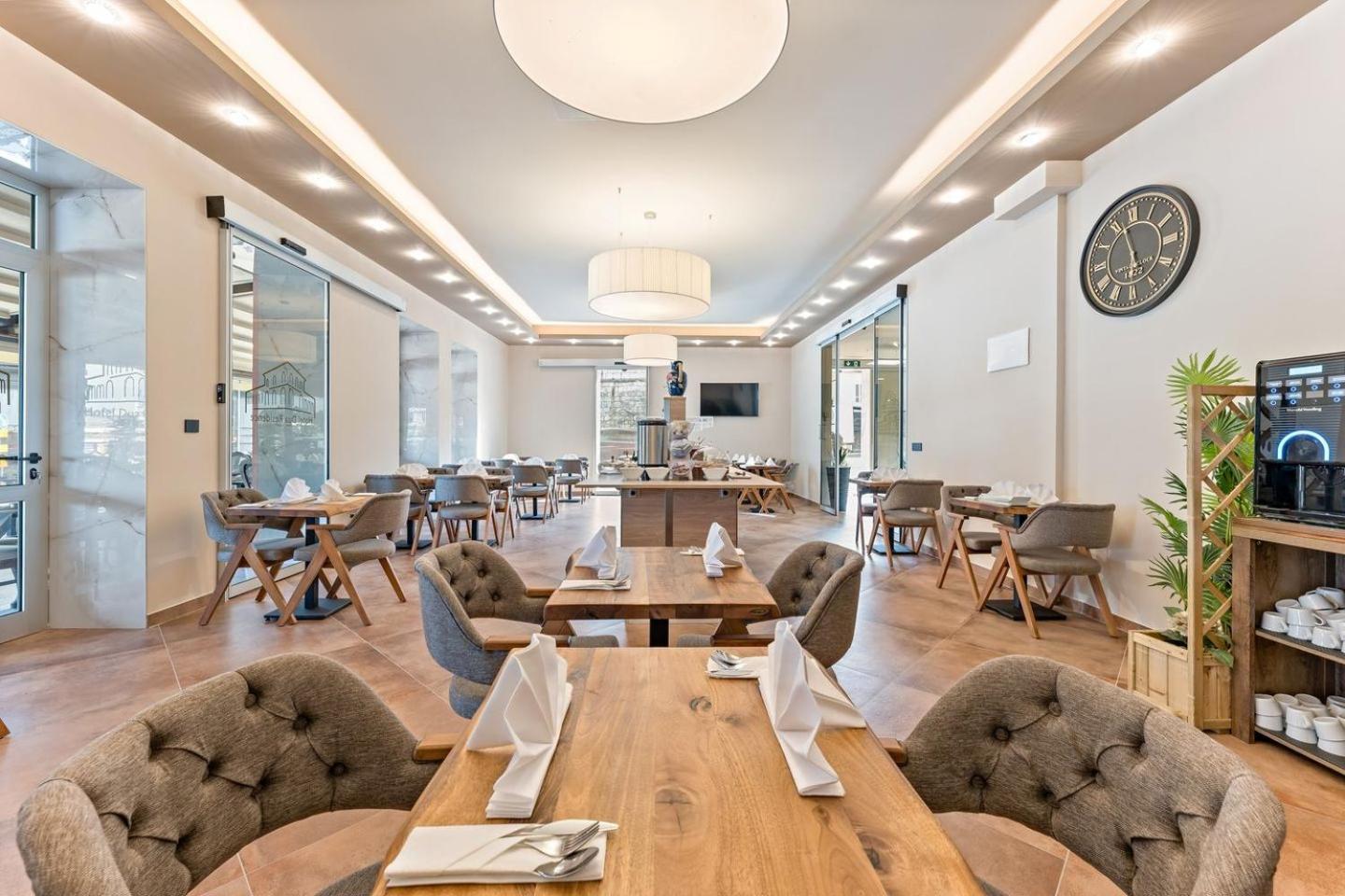 Hotel Dua Residence Пореч Экстерьер фото