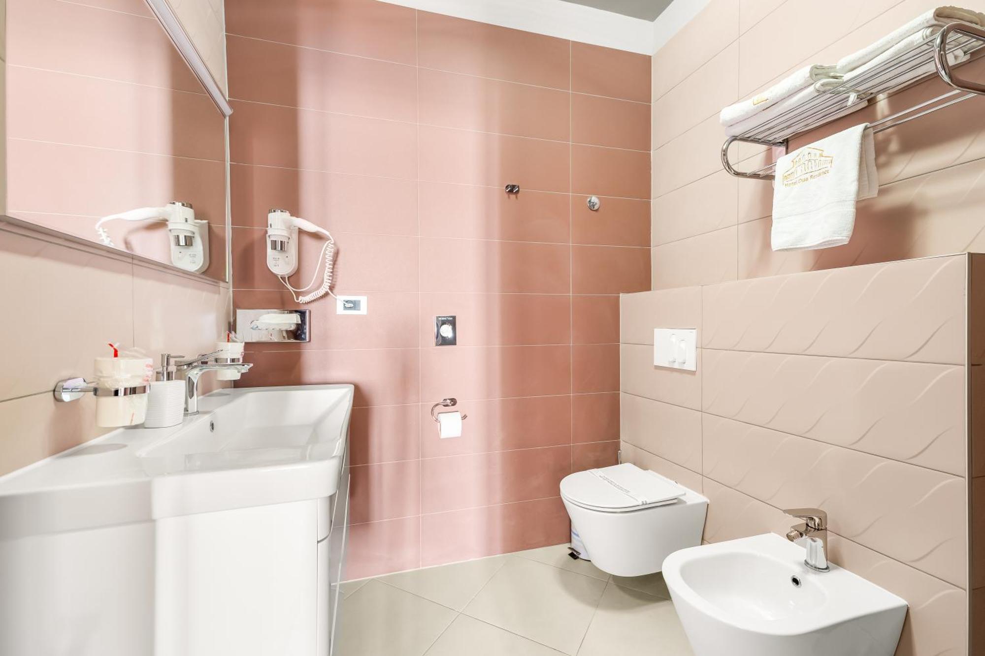 Hotel Dua Residence Пореч Экстерьер фото