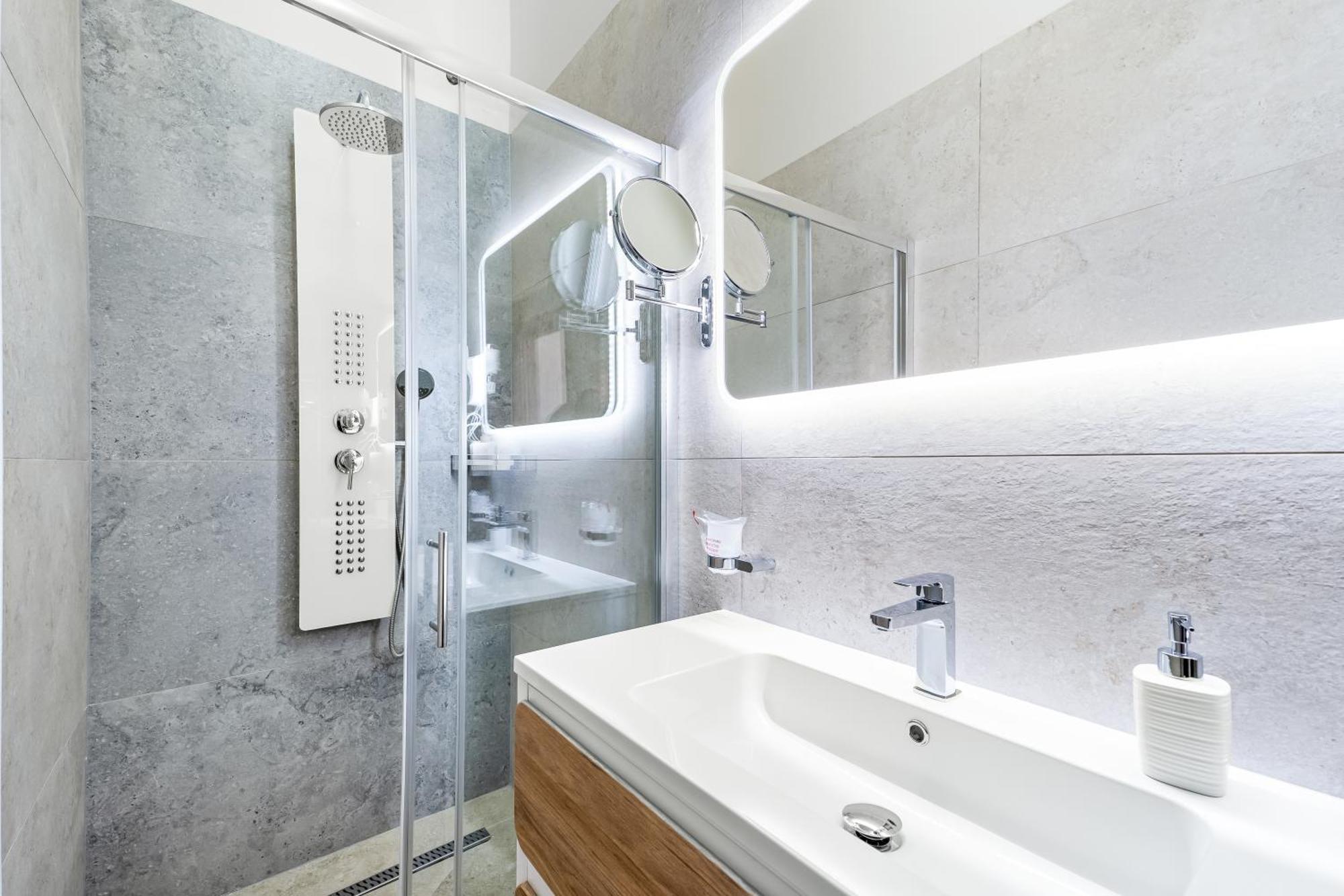 Hotel Dua Residence Пореч Экстерьер фото